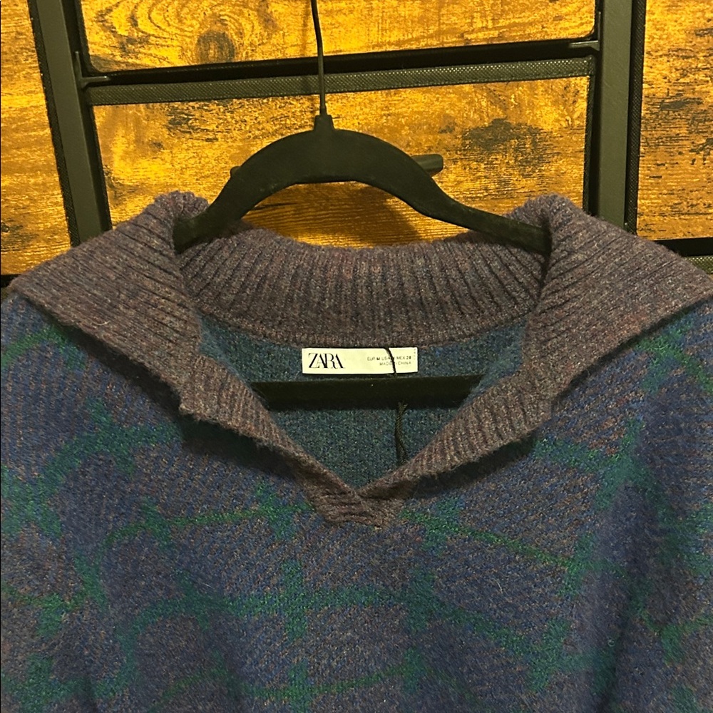 Zara Women's V-Neck Sweater (NWOT) - Picture 3 of 7